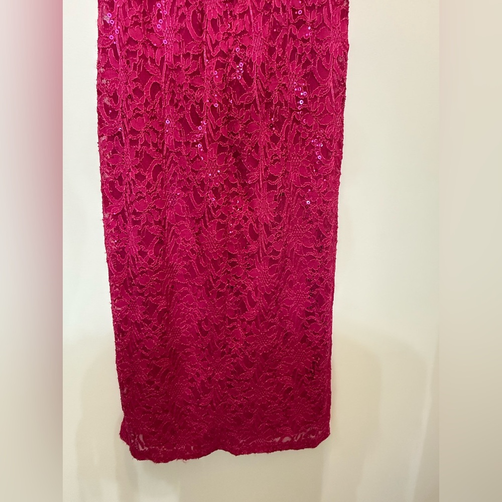 NWT Candalite Fuchsia Lace Sequence Gown - Size M - Picture 6 of 16